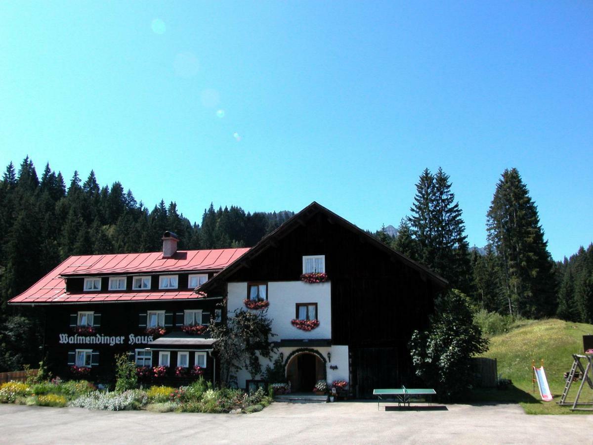 Ferienwohnung Walmendinger Haus Hirschegg  Exterior foto