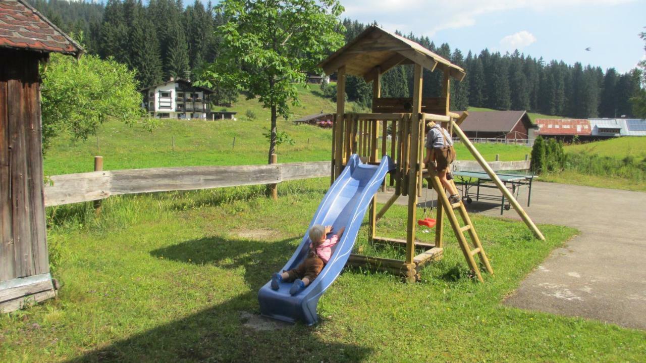 Ferienwohnung Walmendinger Haus Hirschegg  Exterior foto